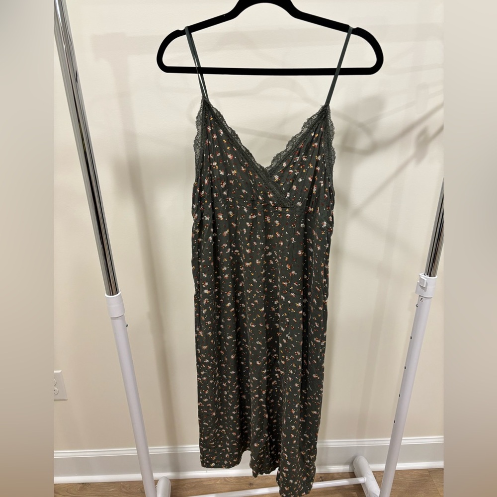 No Boundaries Dark Green Floral Dress